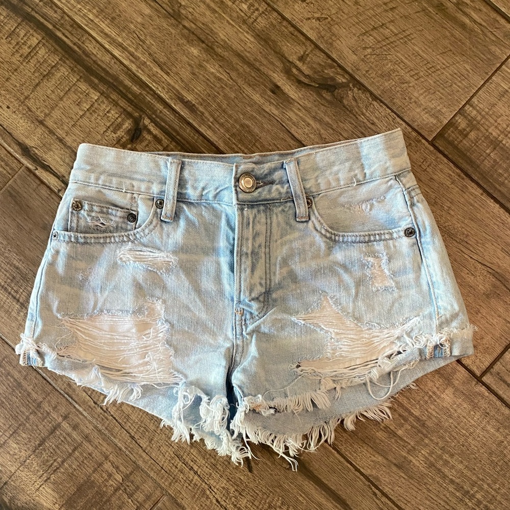COPY - American Eagle Tomgirl Shortie💜